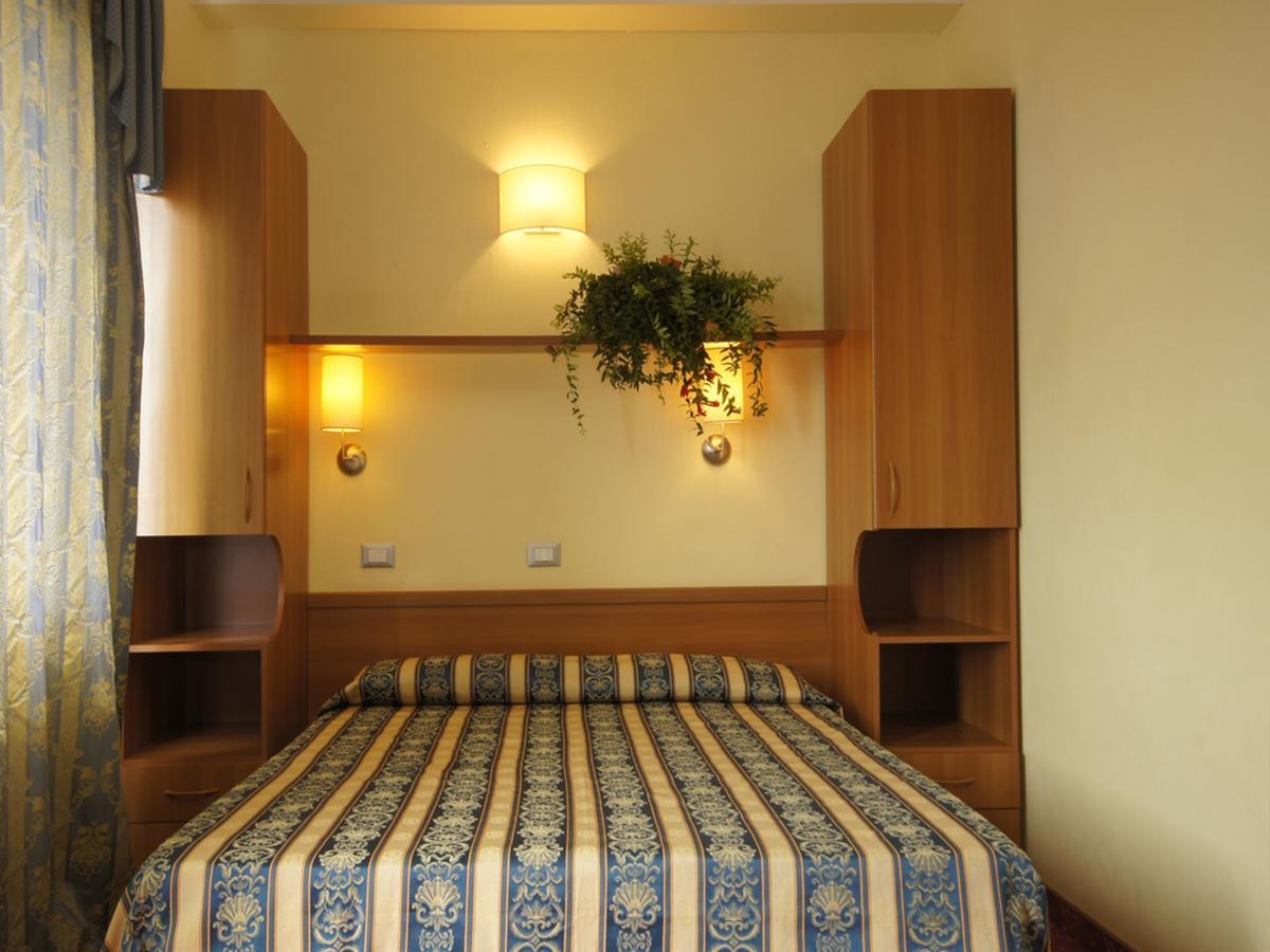 Hotel Promenade Universale Cesenatico Luaran gambar